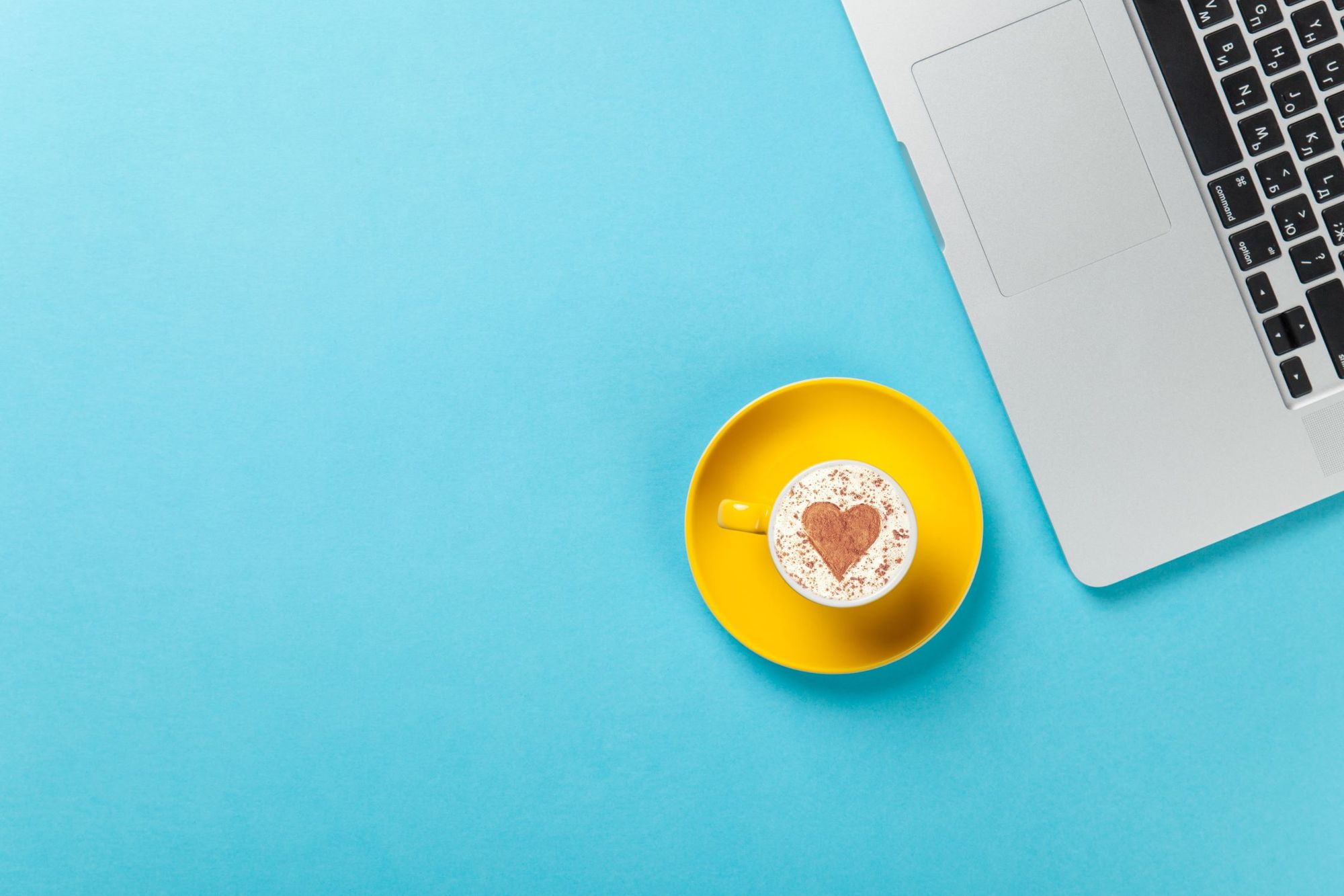 Художник рад самовыражению, а репетитор — свободе действий: за что профессионалы любят свою работу