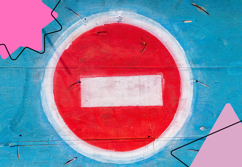 Женщина получила девять миллионов рублей, потому что не хотела уходить на пенсию