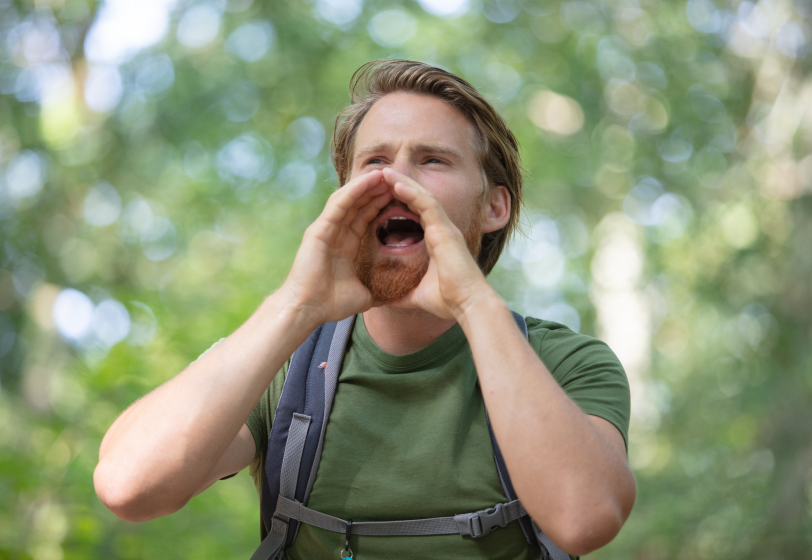 «Поехал в лес и наорал на елку»: безопасные способы сбросить негатив