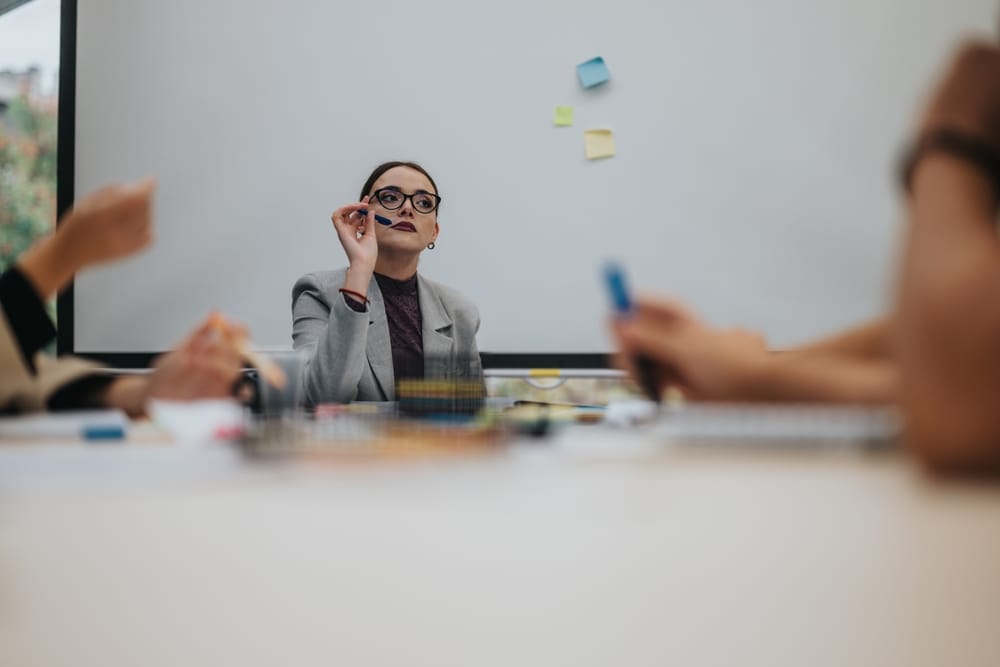 «Наметьте три простых шага, с которых начнете»: как правильно проводить стратегические сессии