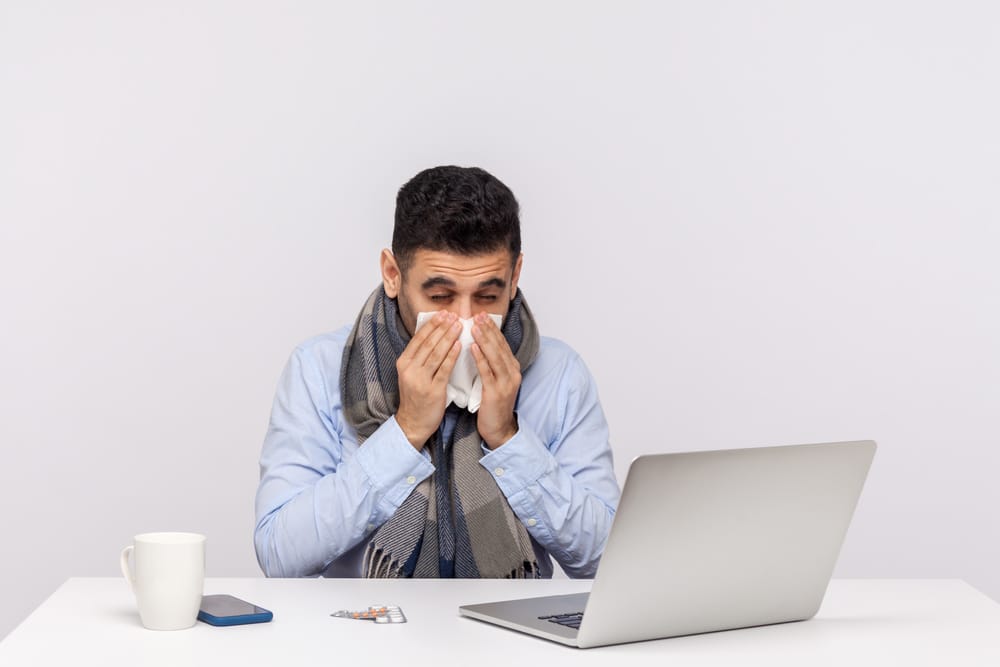 Просить сотрудников работать на больничном готовы 73% российских руководителей