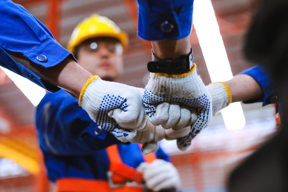 «Доверие — новая валюта»: как прозрачность коммуникаций определяет успех компании в 2025 году