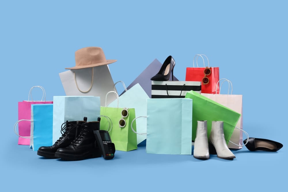 Принуждать работников покупать продукцию компании незаконно, предупредили в Госдуме